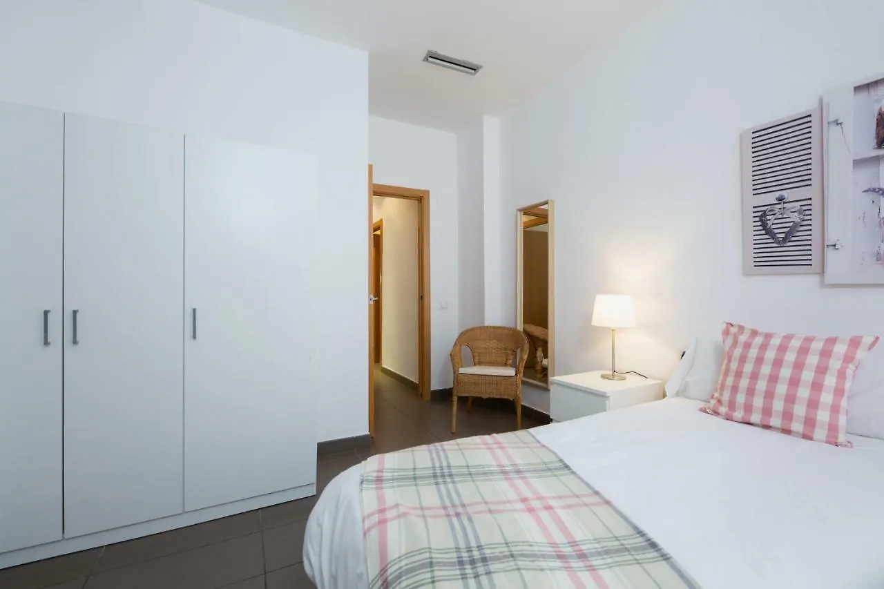 Apartamentos Cornellalux Cornella de Llobregat 0*,