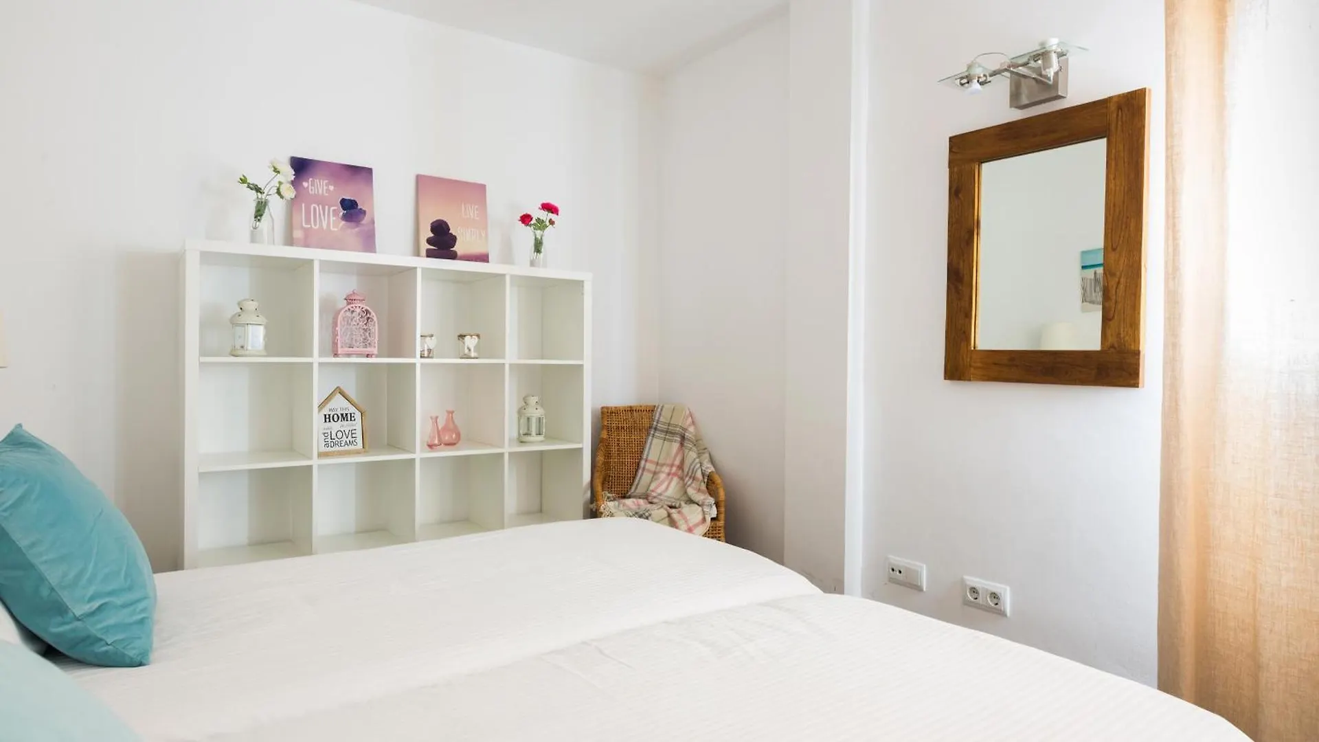 Apartamentos Cornellalux Cornella de Llobregat
